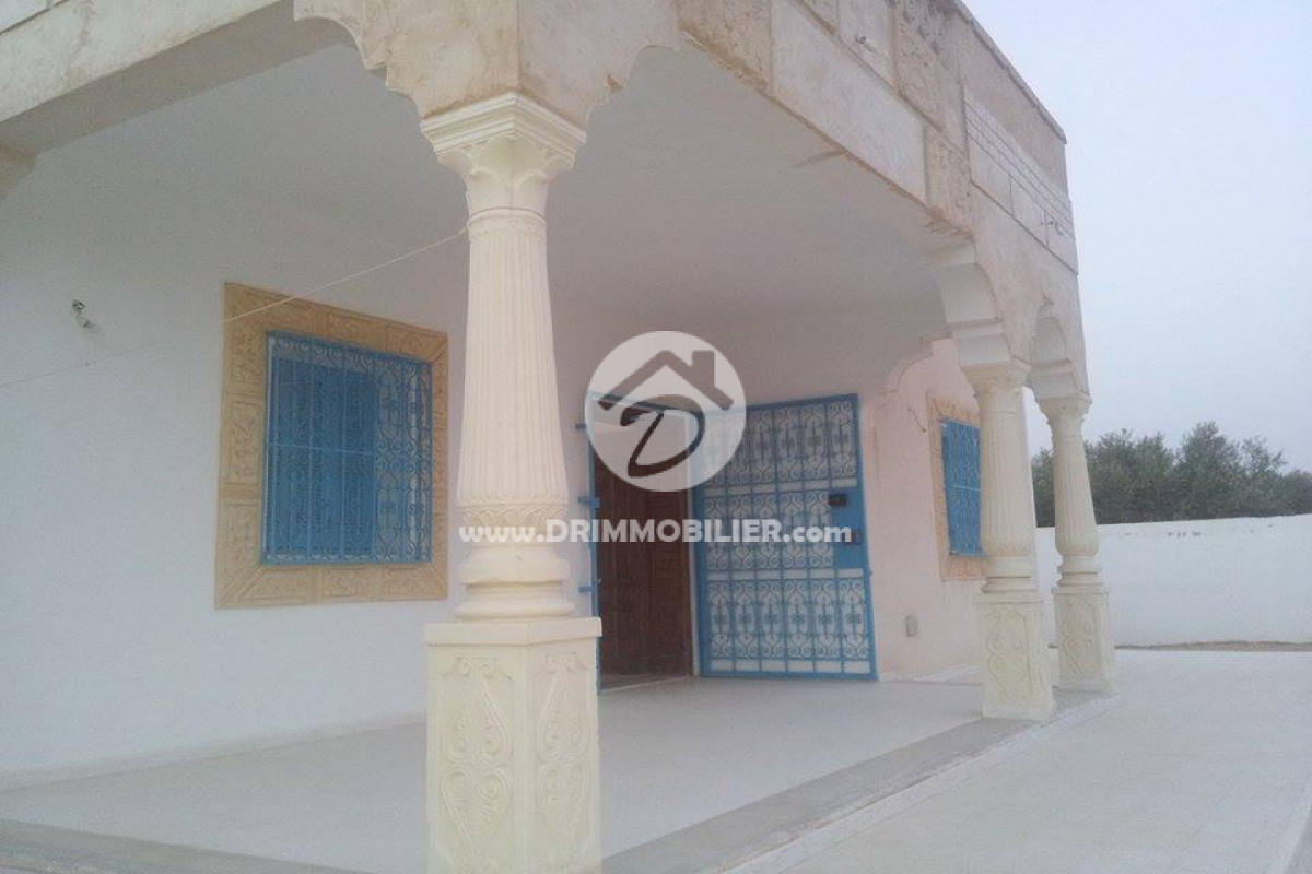 L 05 -                            Sale
                           Villa Meublé Djerba